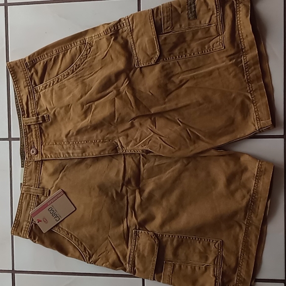 Unionbay BNWT Men's Cargo Shorts SZ 36 - Picture 1 of 16